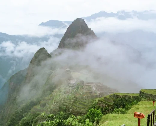 MACHU PICCHU FULL DAY TOUR BY TRAIN: Hotel to Hotel from Cusco