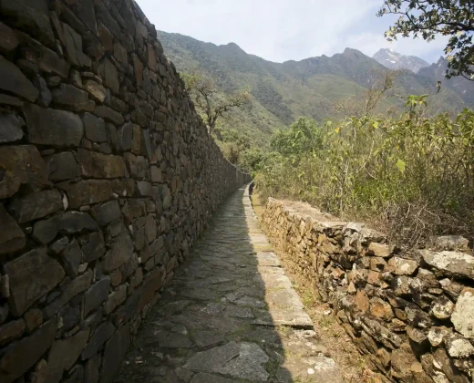 CHOQUEQUIRAO TREK 4 DAYS FROM CUSCO: The Inca City Almost Nobody Reaches