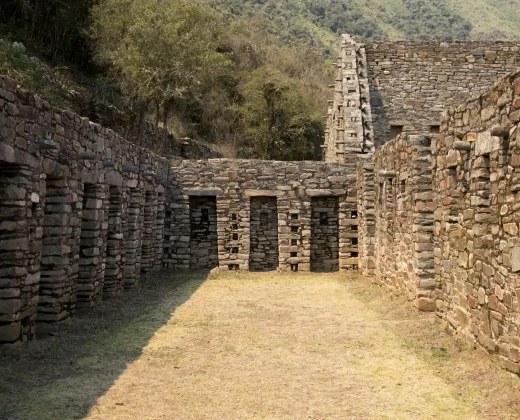 CHOQUEQUIRAO TREK 4 DAYS FROM CUSCO: The Inca City Almost Nobody Reaches