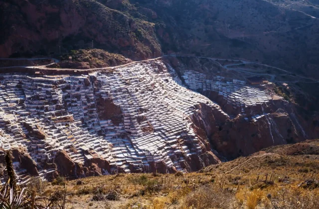 maras-salt-ponds-located-urubamba-peru(19)