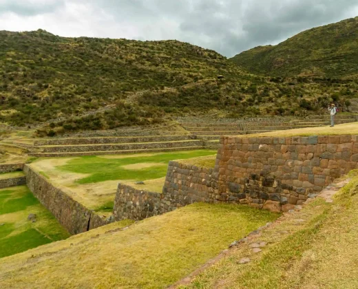 CUSCO SOUTH VALLEY TOUR: Tipón, Pikillacta and the Andean Sistine Chapel