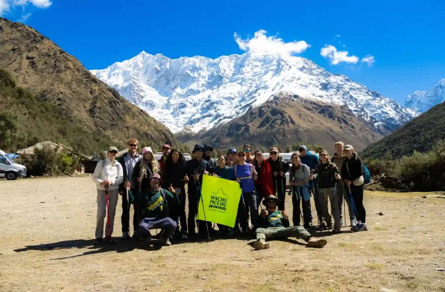 humantay-trek-peru-12