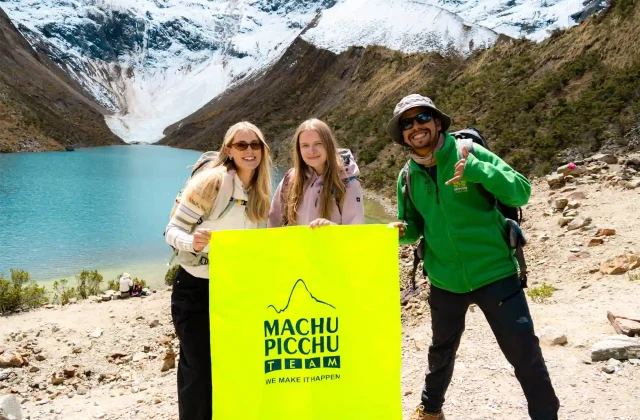 humantay-trek-peru-13