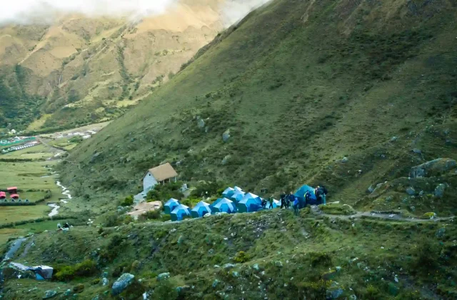 soraypampa-campsite-peru